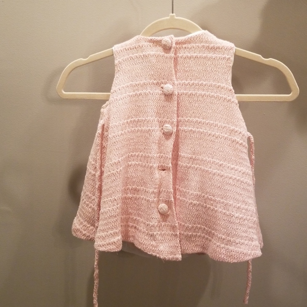 Outgrow - Picture 2 of 4